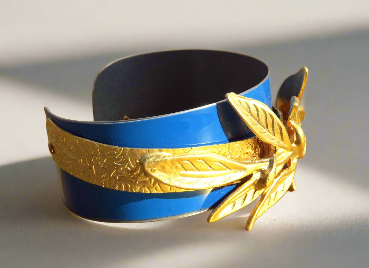 Audi Gold Leaf Cuff