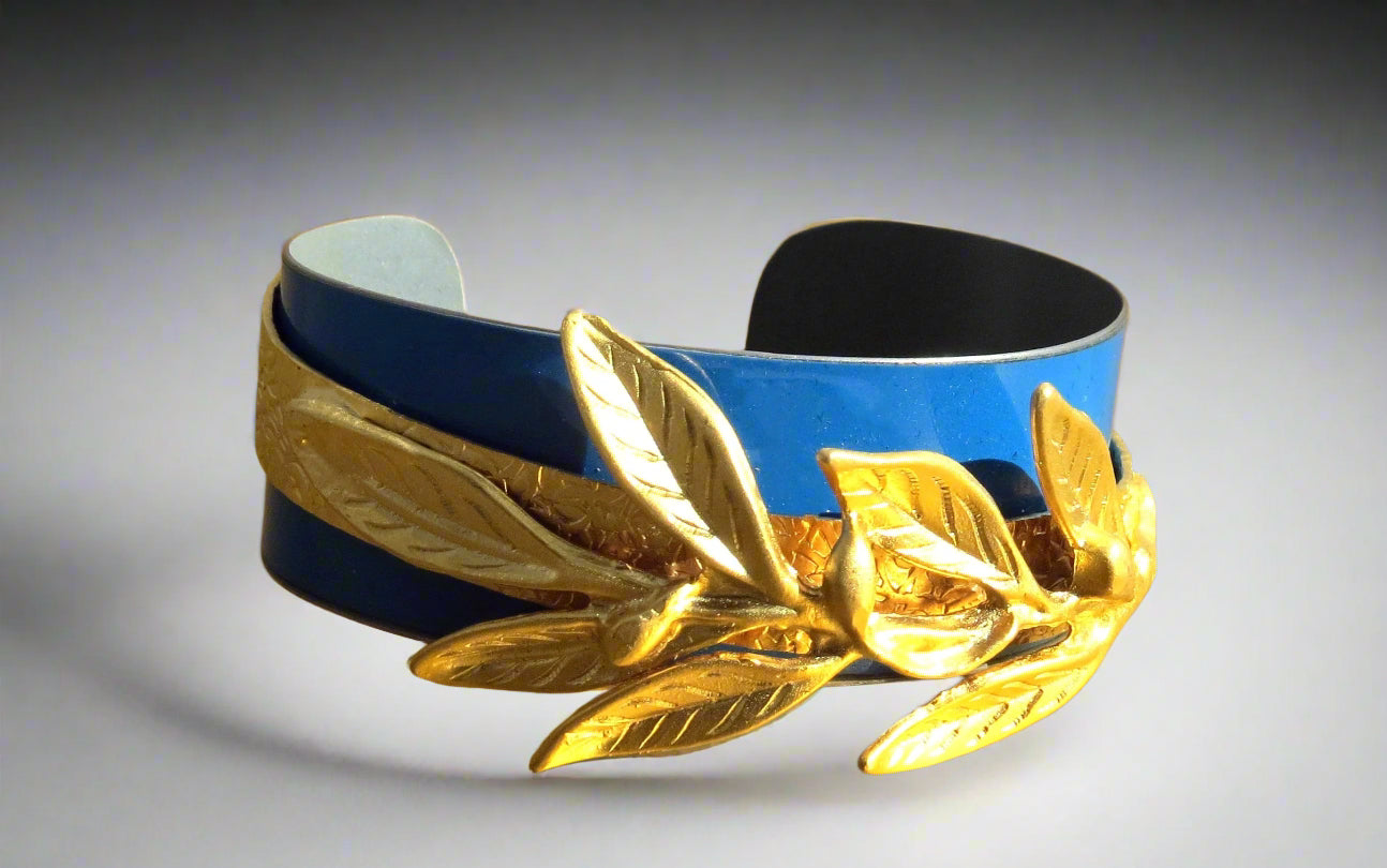 Audi Gold Leaf Cuff