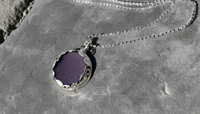 Bentley Flying Spur Flower Necklace