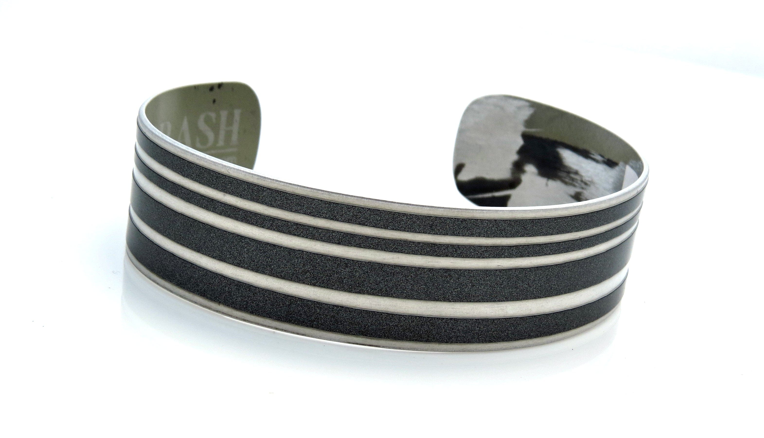 California F149 Striped Cuff