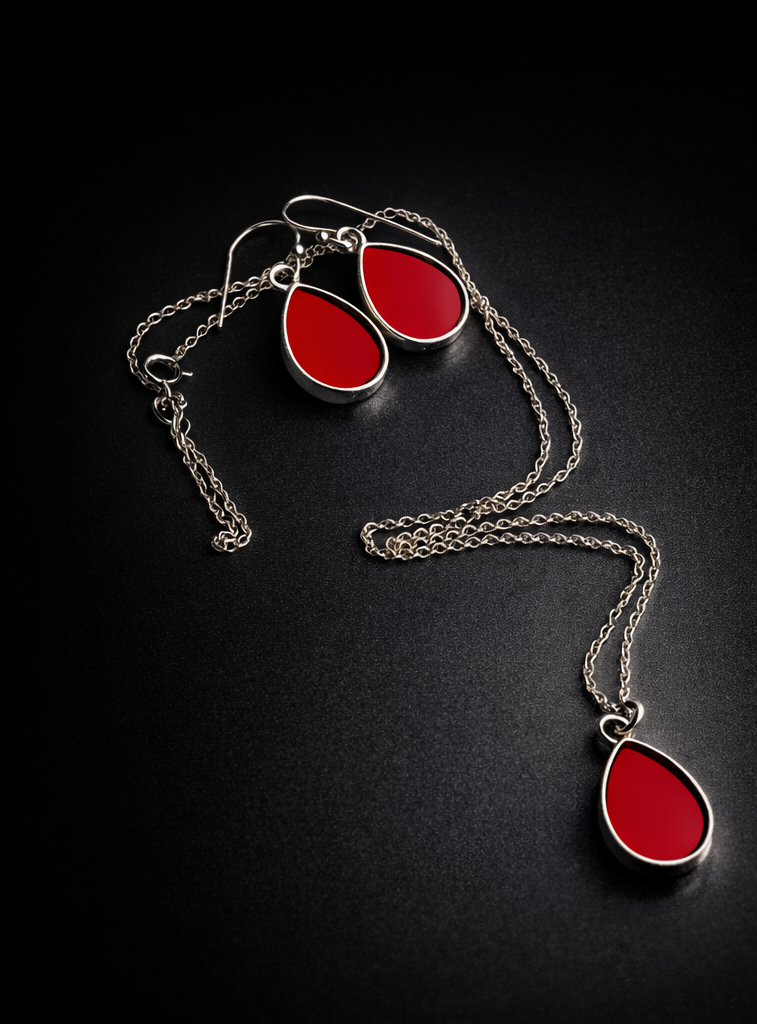 Rossa Corsa Teardrop Necklace