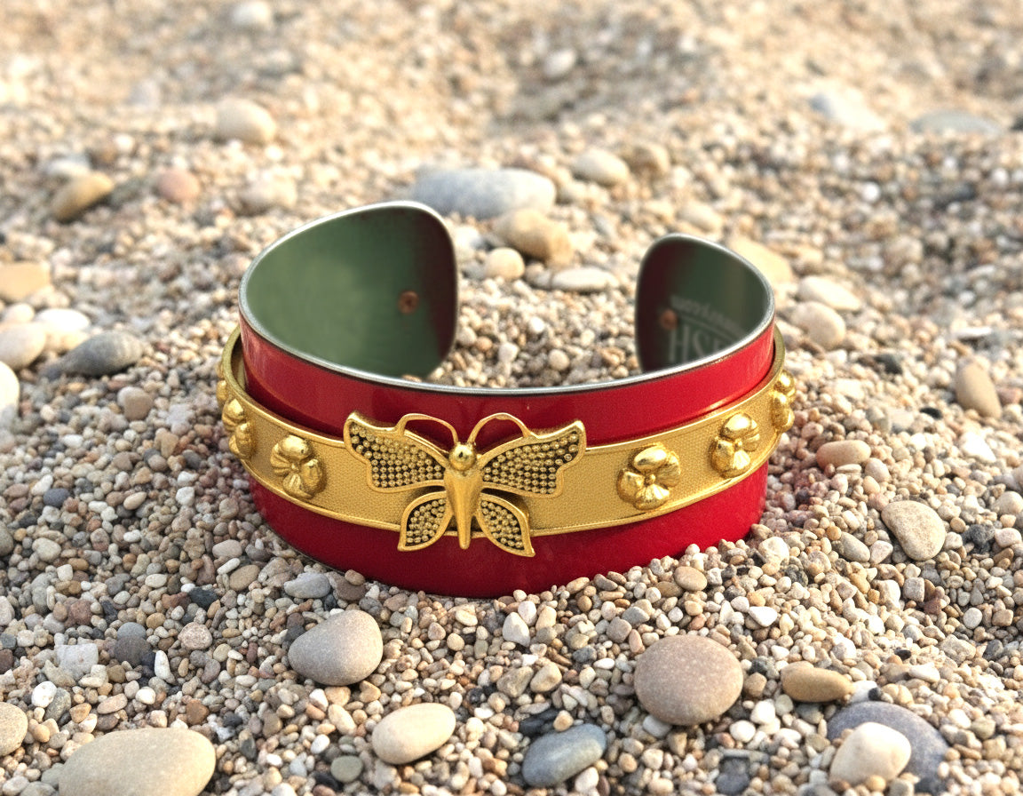 Lamborghini Huracan Gold Butterfly Cuff