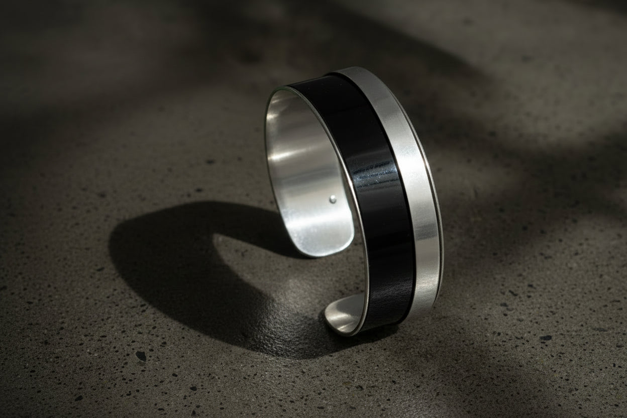 Range Rover Silver Stripe Cuff