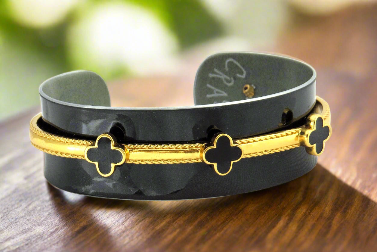 Rolls-Royce Clover Cuff