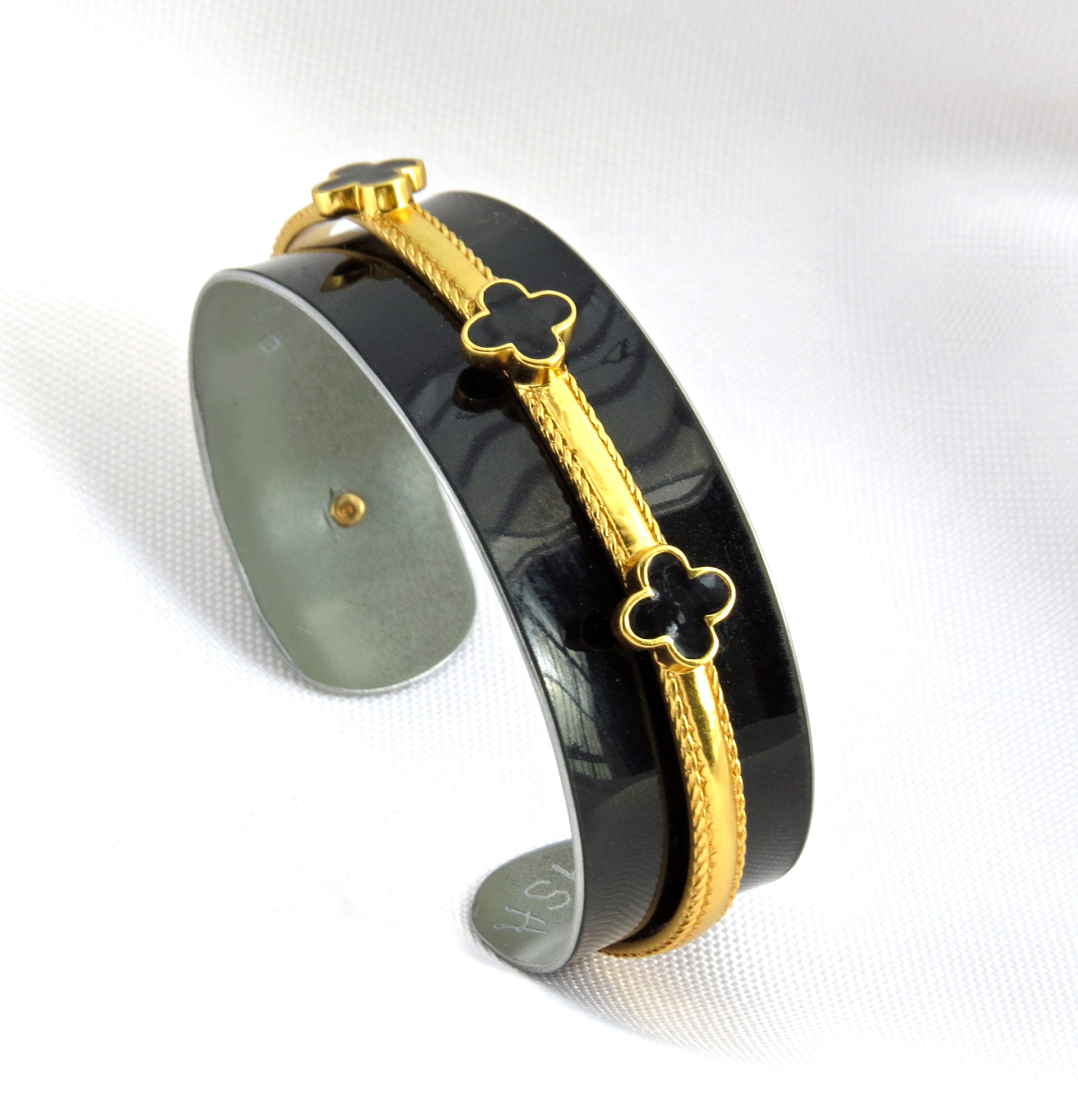 Rolls-Royce Clover Cuff