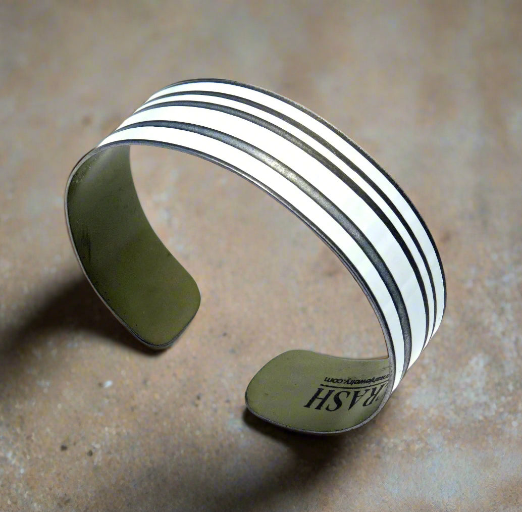 Porsche Striped Cup Car Cuff