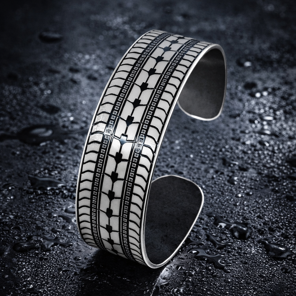 Maybach S600 Tire Tread Cuff