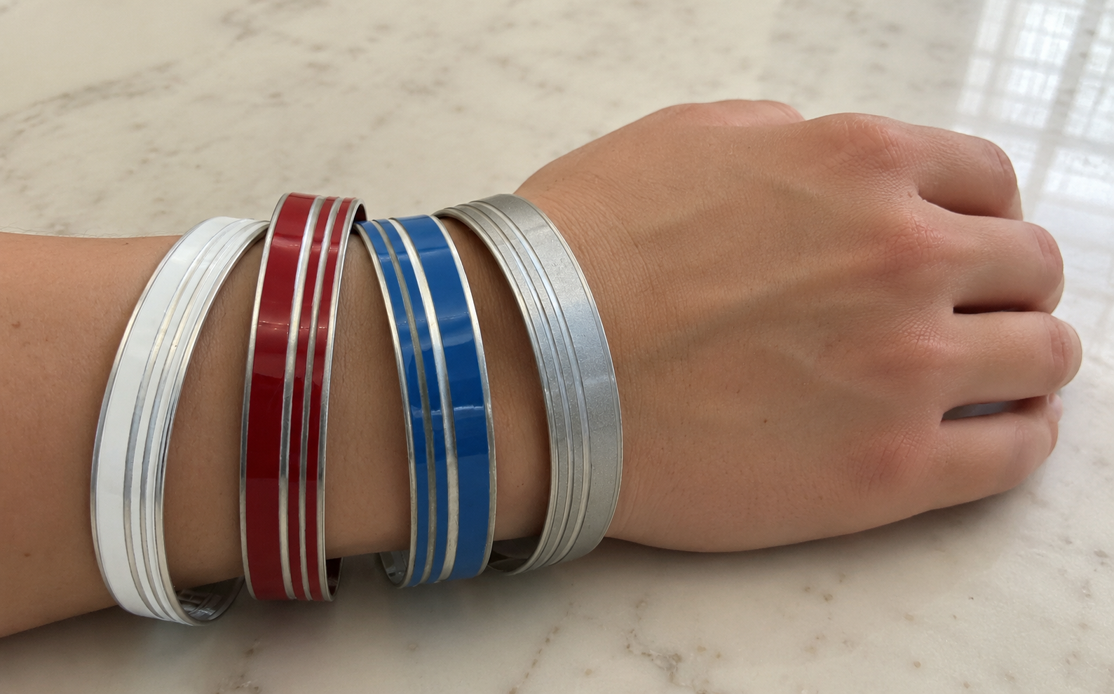 Fast Lane R8 Striped Cuff