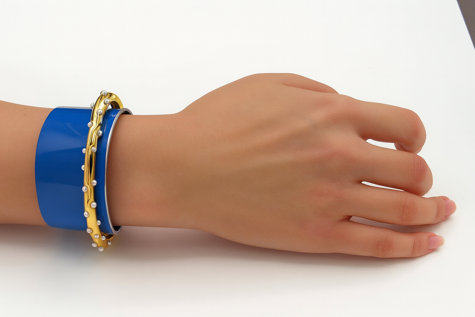 Lamborghini Blu Le Mans Pearl Cuff