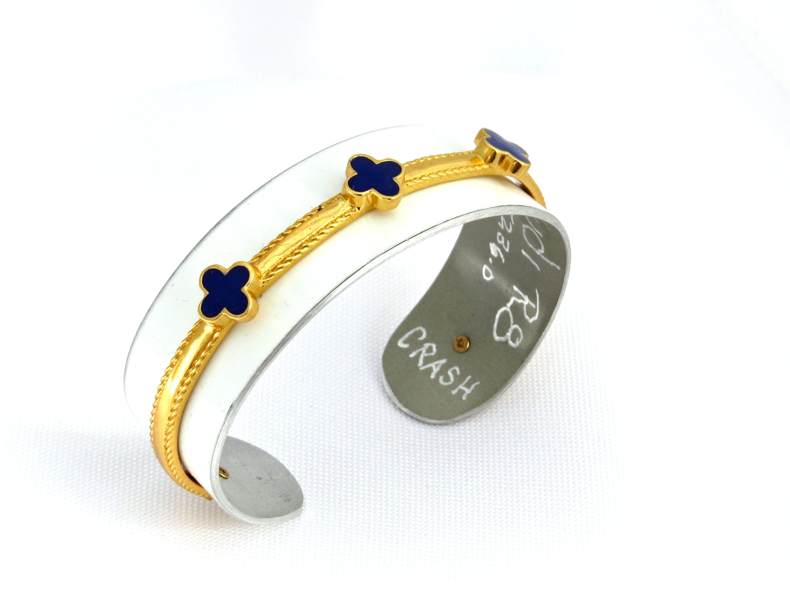 Audi R8 Clover Cuff