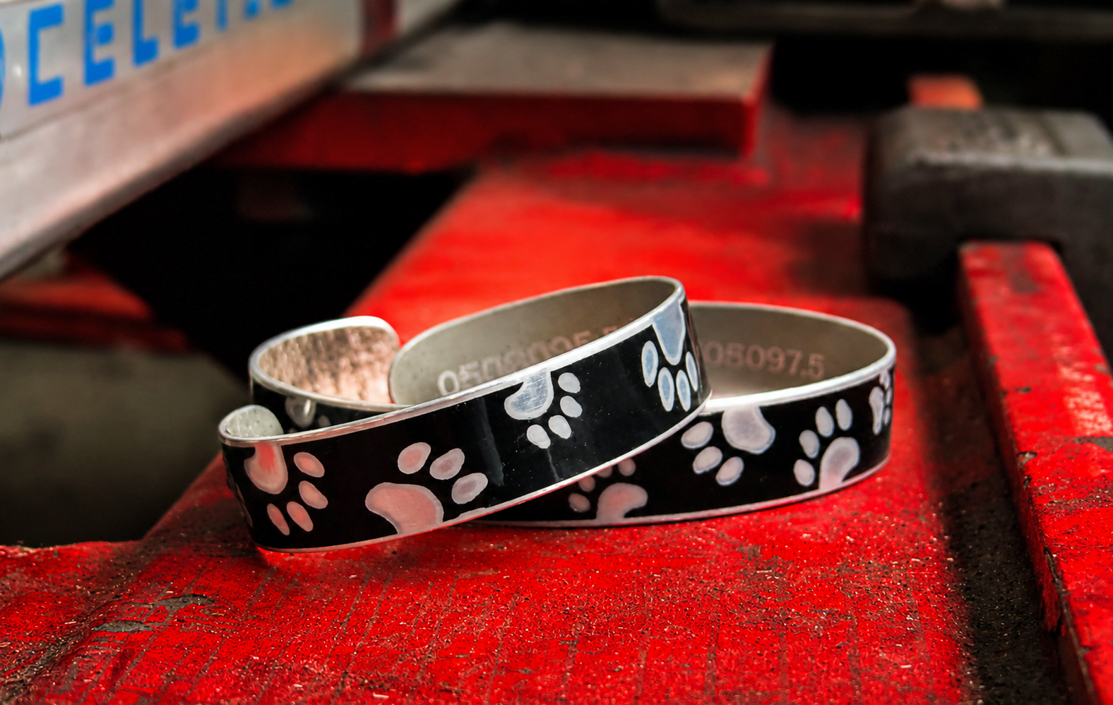 Skinny Pattern Cuffs