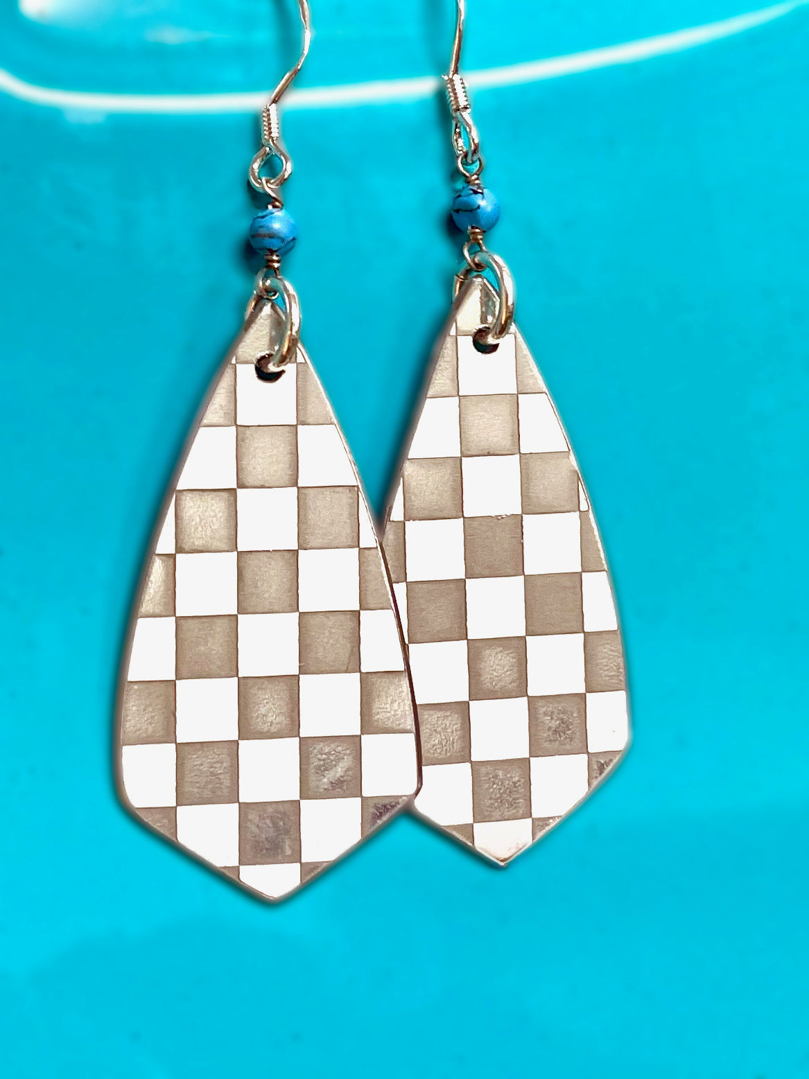 Porsche Cup Car Checkered Kite Earrings