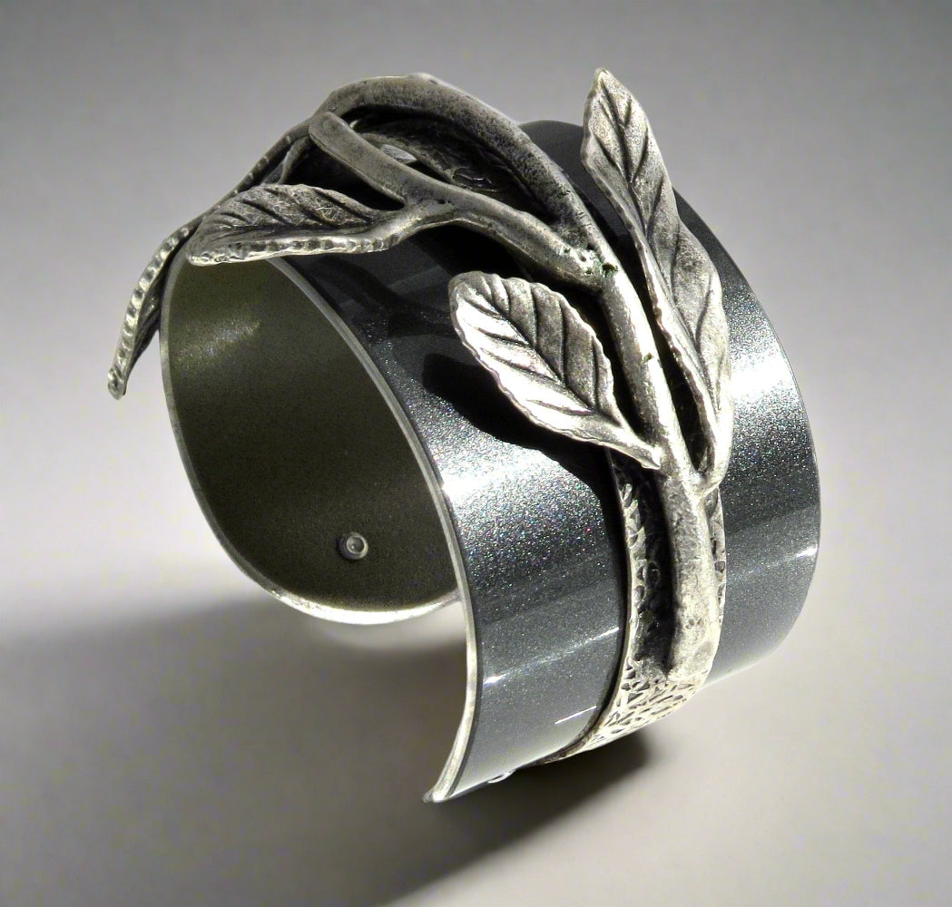 Lamborghini Olive Branch Cuff