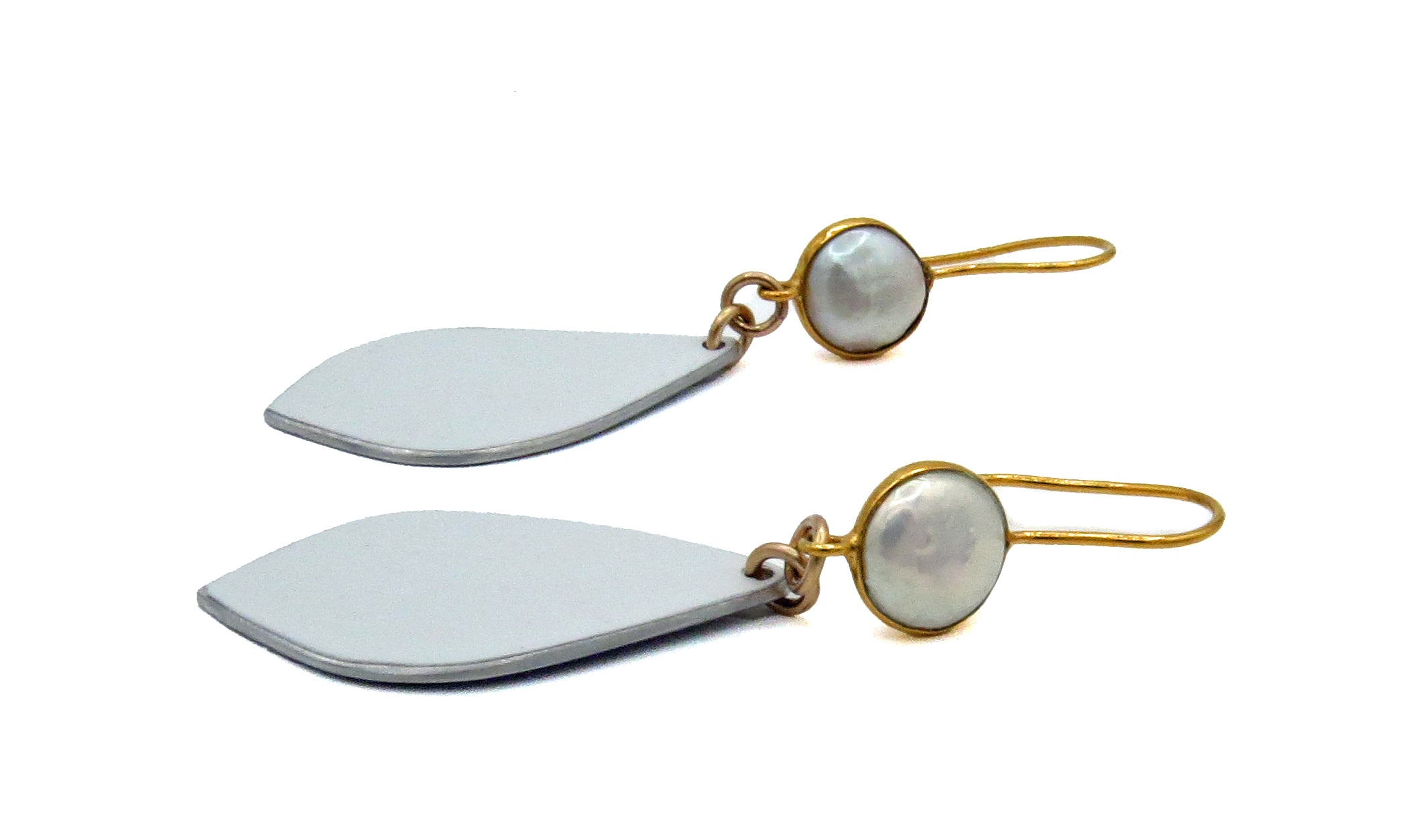 Mercedes-Benz SL63 AMG Pearl Earrings