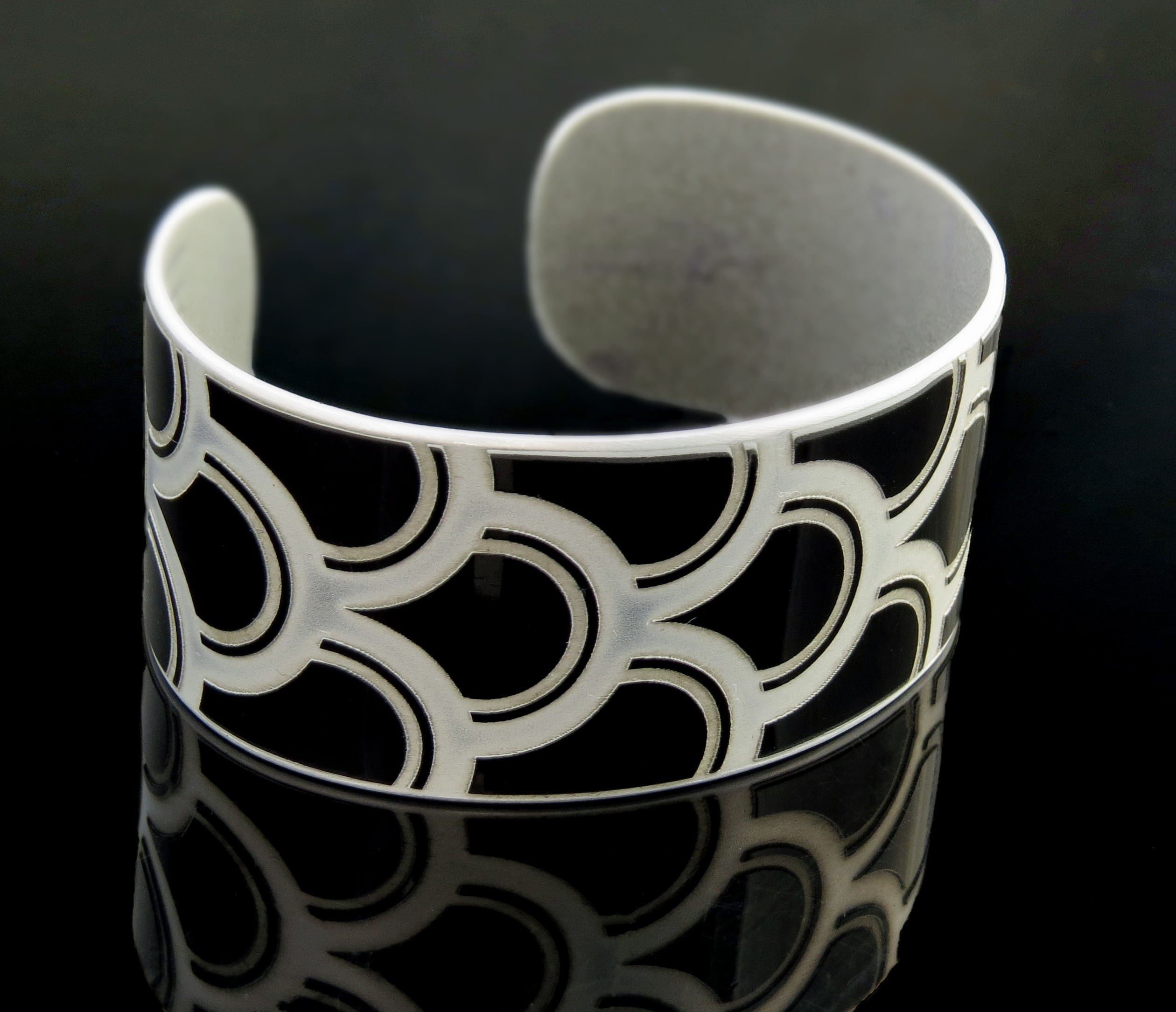 Palm Springs Retro Portofino Cuff