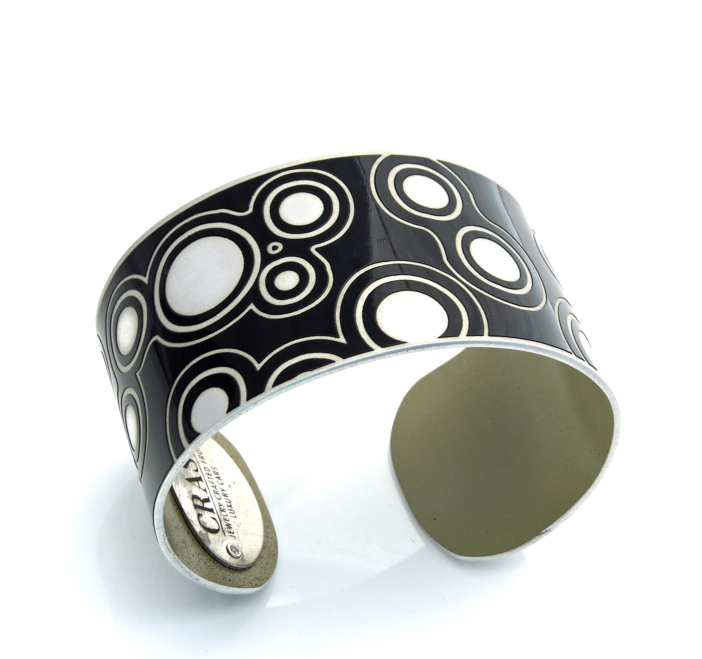 Porsche 911 Raindrops Cuff