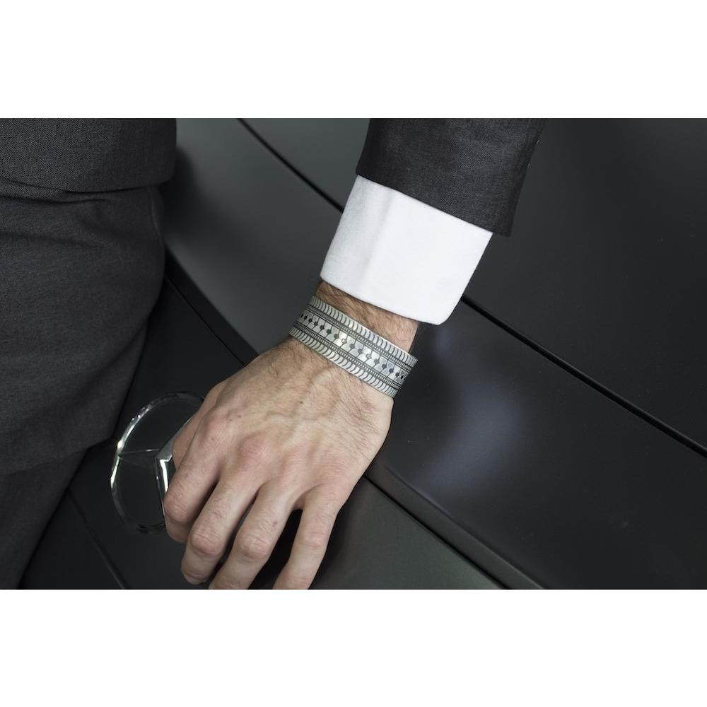 Cuffs - Porsche Panamera Tire Tread Cuff