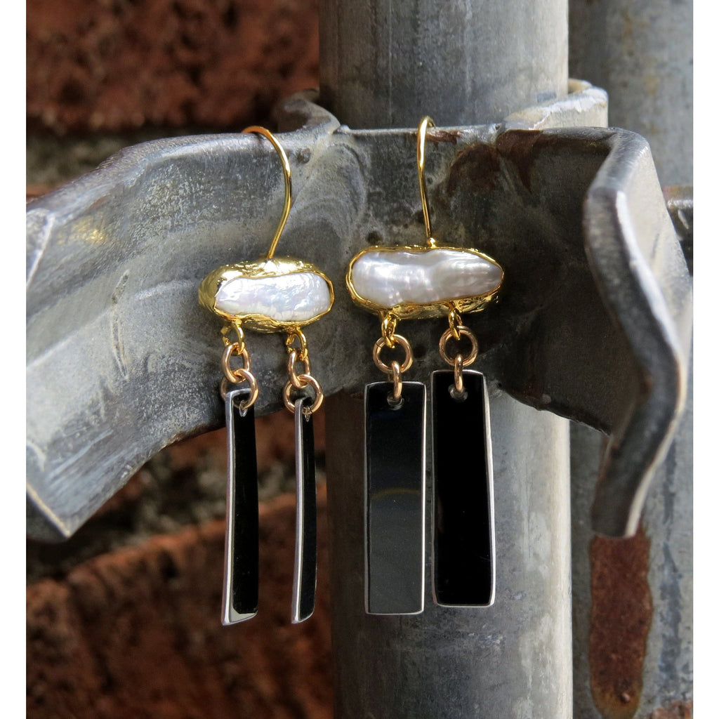 Pearl Dangle Earrings - CRASH Jewelry