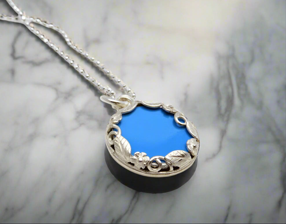 Lamborghini Flower Necklace